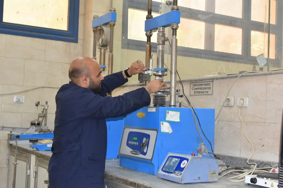 هندسة اختبارات الأسفلت